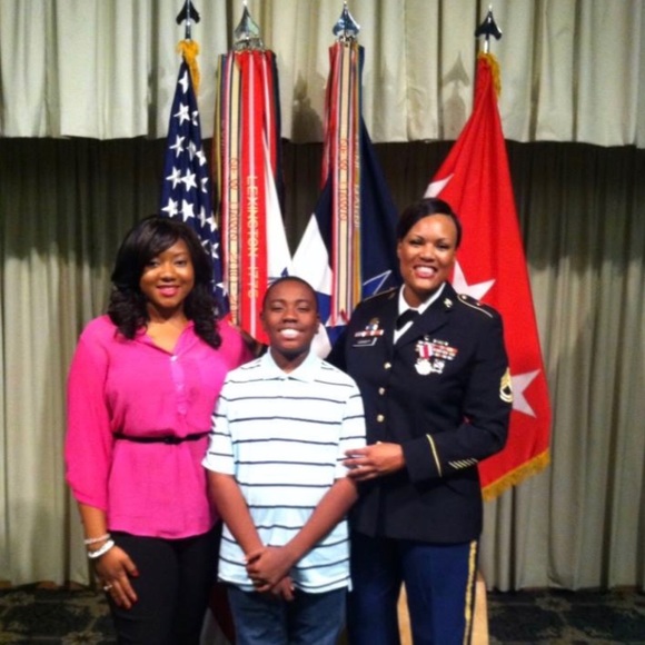 Hi Poshers!!!!💕❤️💕❤️💕❤️💕❤️🎉🎉🎉 - Picture 8 of 8